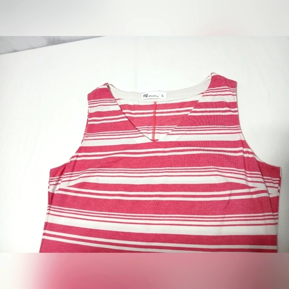 Fig Voyage Sleeveless V Neck Maxi Asymmetrical Hem. Size XL - Picture 4 of 7